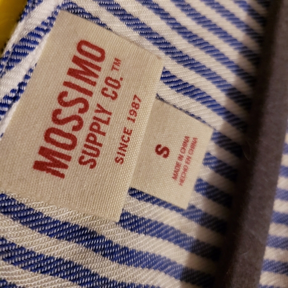 Mossimo Blue and White Striped Top - Picture 4 of 4